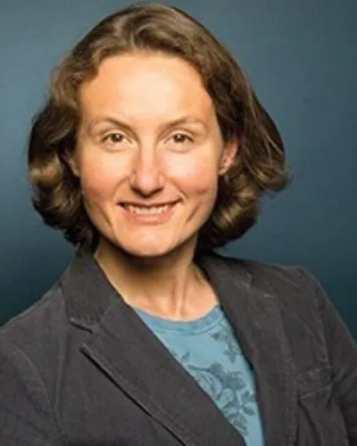 Aleksandra Fedorska — Journalist